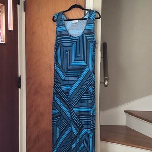 Women’s plus, long, sleeveless.
